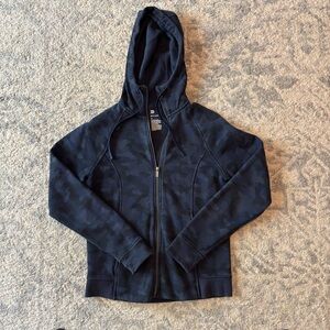 all in motion camo zip-up hoodie- XS
